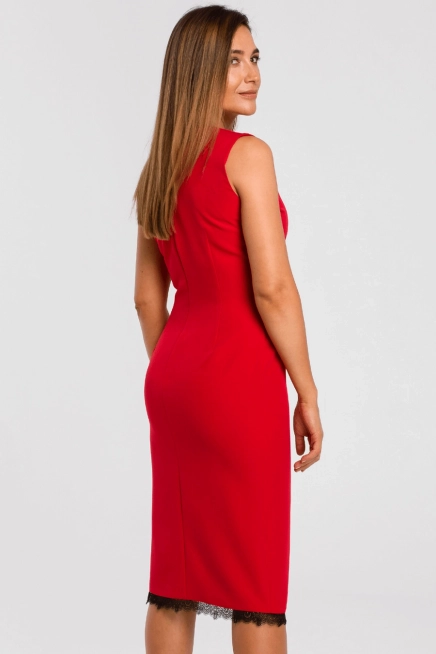 Elegancka sukienka ołówkowa midi rozcięcie na dole i koronka czerwona