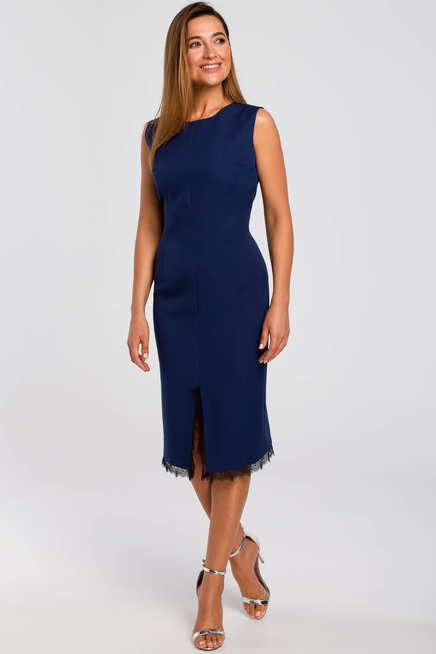 Elegancka sukienka ołówkowa midi rozcięcie na dole i koronka granatowa
