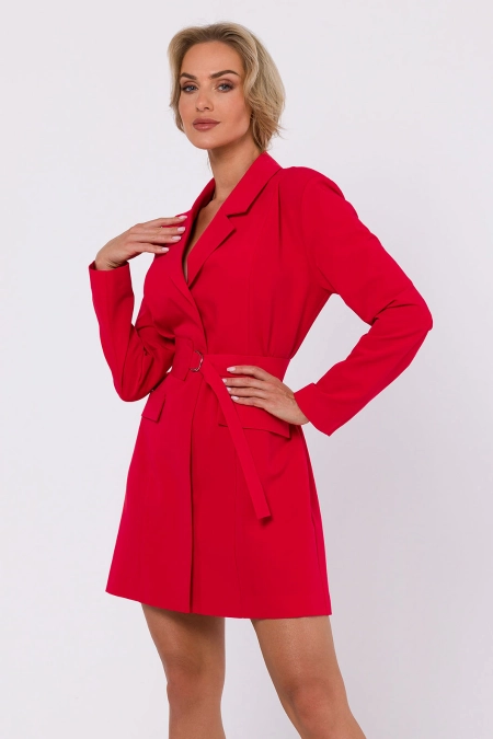 Sukienka żakietowa z kołnierzem i paskiem w talii czerwona