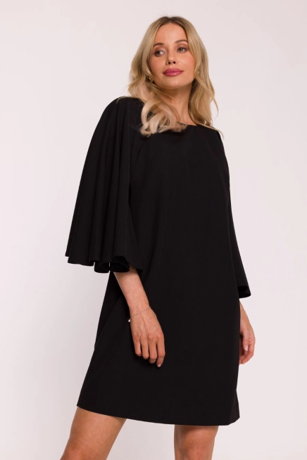 Elegancka sukienka trapezowa z bufiastymi rękawami czarna