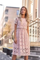 Sukienka na wesele koronkowa lekko rozkloszowana pudrowy róż