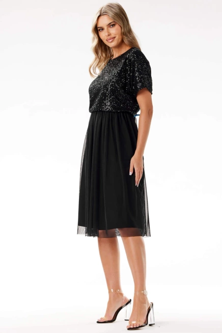 Koktajlowa sukienka wieczorowa rozkloszowana z cekinami czarna