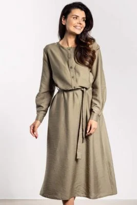 Elegancka sukienka rozkloszowana z długim rękawem zielona