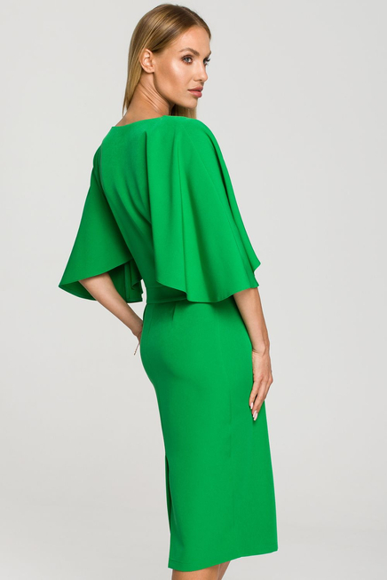 Sukienka elegancka ołówkowa z szerokimi rękawami zielona z pelerynką