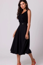 Rozkloszowana spódnica z wysokim stanem i kieszeniami czarna