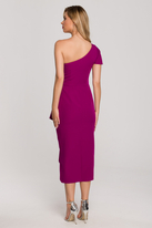 Wieczorowa sukienka na jedno ramię ołówkowa z falbanami fioletowa