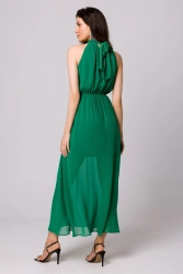 Długa sukienka szyfonowa z dekoltem halter zielona