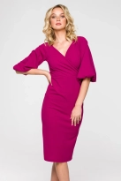 Elegancka sukienka ołówkowa z dekoltem V i bufiastymi rękawami śliwka