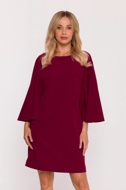 Elegancka sukienka trapezowa z bufiastymi rękawami bordowa
