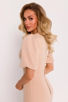 Elegancka ołówkowa sukienka dekolt V bufiaste rękawy beż