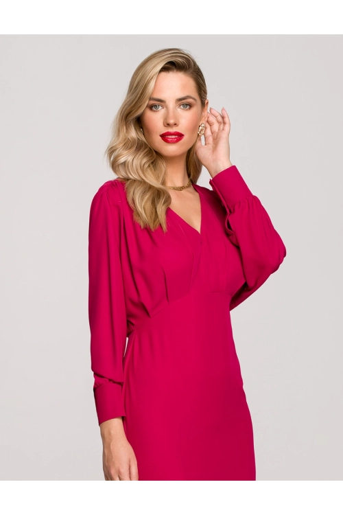 Długa wieczorowa sukienka rybka z bufiastymi rękawami śliwka