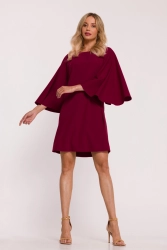 Elegancka sukienka trapezowa z bufiastymi rękawami bordowa