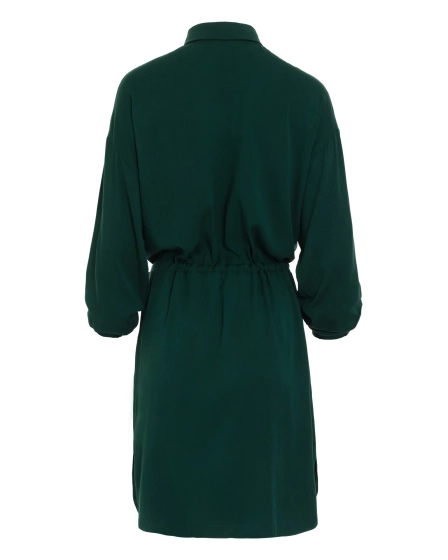 Zwiewna koszulowa sukienka z wiązaniem w talii