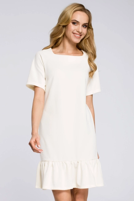 Sukienka dzianinowa trapezowa z falbaną na dole ecru