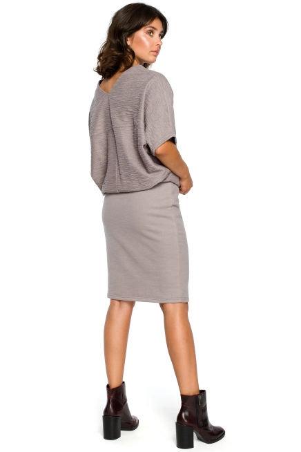 Sukienka dzianinowa ołówkowa ze zbluzowaną górą szara na co dzień
