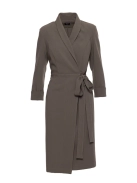 Elegancka sukienka ołówkowa kopertowa z wiązaniem khaki