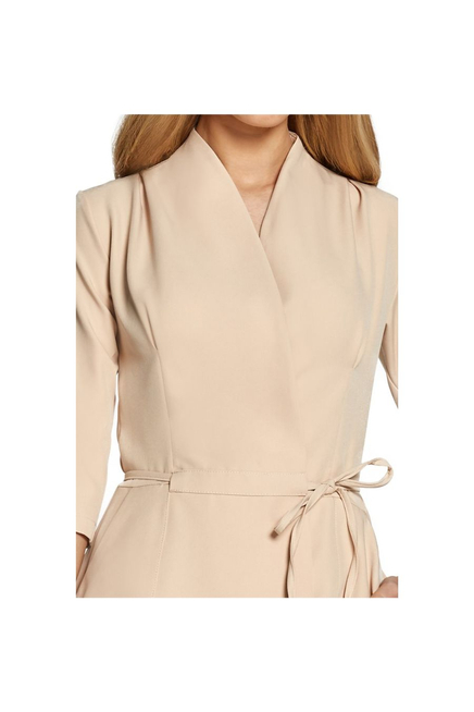 Sukienka trapezowa kopertowa midi z paskiem i kieszeniami beżowa