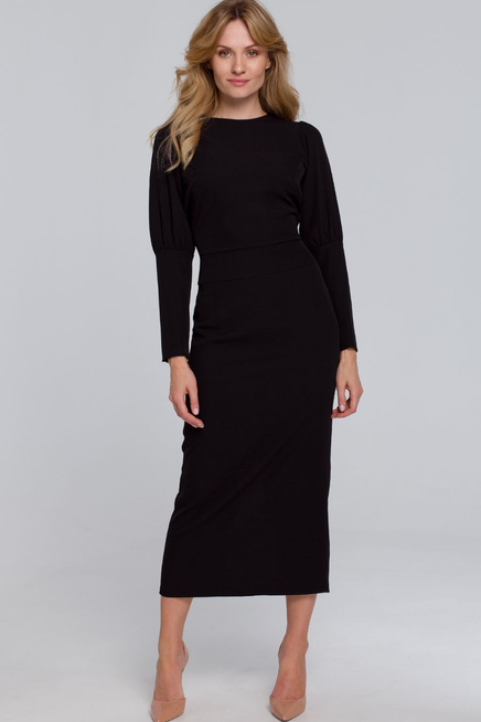 Elegancka sukienka z odkrytymi plecami czarna z rozcięciem