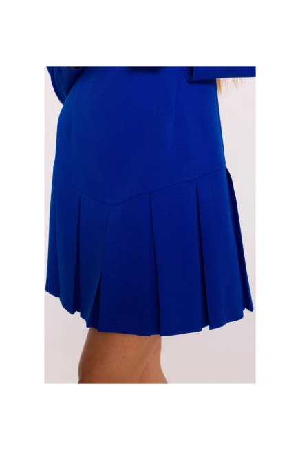 Elegancka krótka sukienka trapezowa z kontrafałdami chabrowa