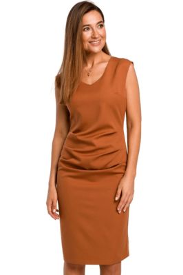 Elegancka sukienka ołówkowa marszczona w talii brązowa