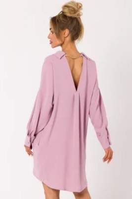 Sukienka koszulowa z dekoltem V na plecach różowa