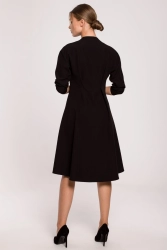 Elegancka sukienka oversize rozkloszowana z dekoltem czarna