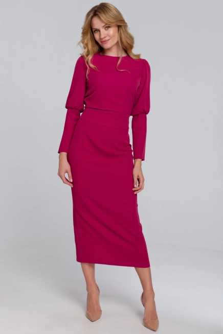 Elegancka sukienka z odkrytymi plecami i rozcięciem fiolet