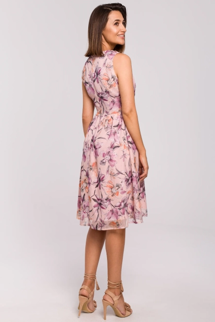 Sukienka szyfonowa w kwiaty bez rękawów dekolt V różowa