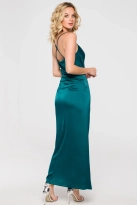 Długa sukienka wieczorowa satynowa z rozcięciem na nodze zielona