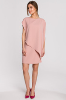 Elegancka sukienka mini z asymetryczną falbaną drapowana różowa