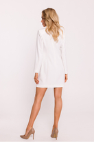 Elegancka sukienka żakietowa z dekoltem V i guzikami ecru