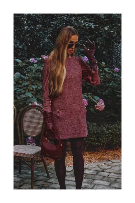Elegancka sukienka tweedowa trapezowa mini bordowa