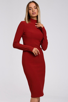 Sukienka dzianinowa midi z golfem dopasowana ceglasta tuba