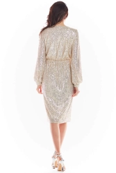 Sukienka wieczorowa cekinowa z dekoltem V szampańska