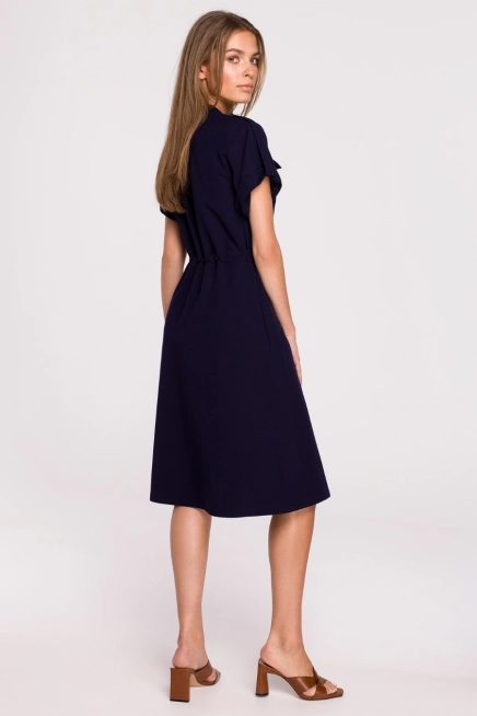 Sukienka koszulowa trapezowa granatowa szmizjerka z wiązaniem