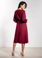 Elegancka sukienka rozkloszowana z długim rękawem bordowa