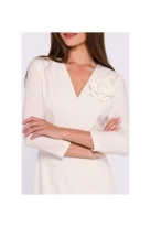 Elegancka sukienka ołówkowa z dekoltem V kremowa