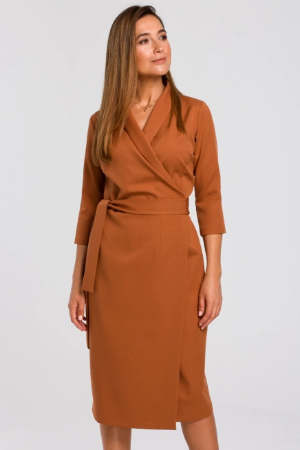 Elegancka sukienka biznesowa kopertowa midi z paskiem ruda
