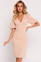 Elegancka ołówkowa sukienka dekolt V bufiaste rękawy beż