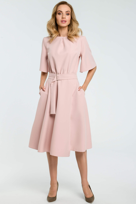 Sukienka elegancka rozkloszowana z paskiem pudrowy róż