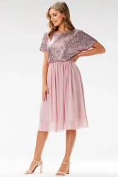 Koktajlowa sukienka na wesele rozkloszowana z cekinami róż