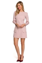 Elegancka sukienka trapezowa z bufiastymi rękawami krótka pudrowy róż