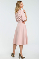 Sukienka elegancka rozkloszowana z paskiem pudrowy róż