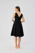 Elegancka rozkloszowana sukienka koktajlowa czarna