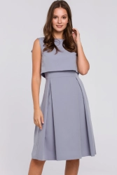 Elegancka rozkloszowana sukienka z dekoltem na plecach szara