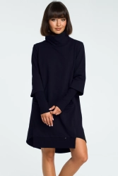 Trapezowa sukienka bawełniana z golfem granatowa