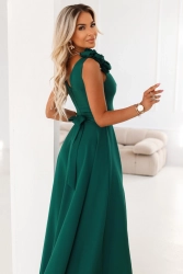 Długa suknia wieczorowa i na wesele rozkloszowana zielona