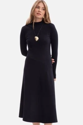 Bawełniana sukienka dzianinowa rozkloszowana czarna