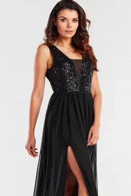Długa sukienka wieczorowa z rozcięciem czarna z cekinami