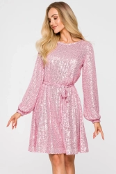 Sukienka cekinowa trapezowa z paskiem błyszcząca różowa